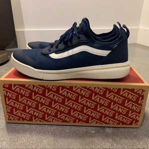VANS Ultrarange AC Sneakers - Used like New